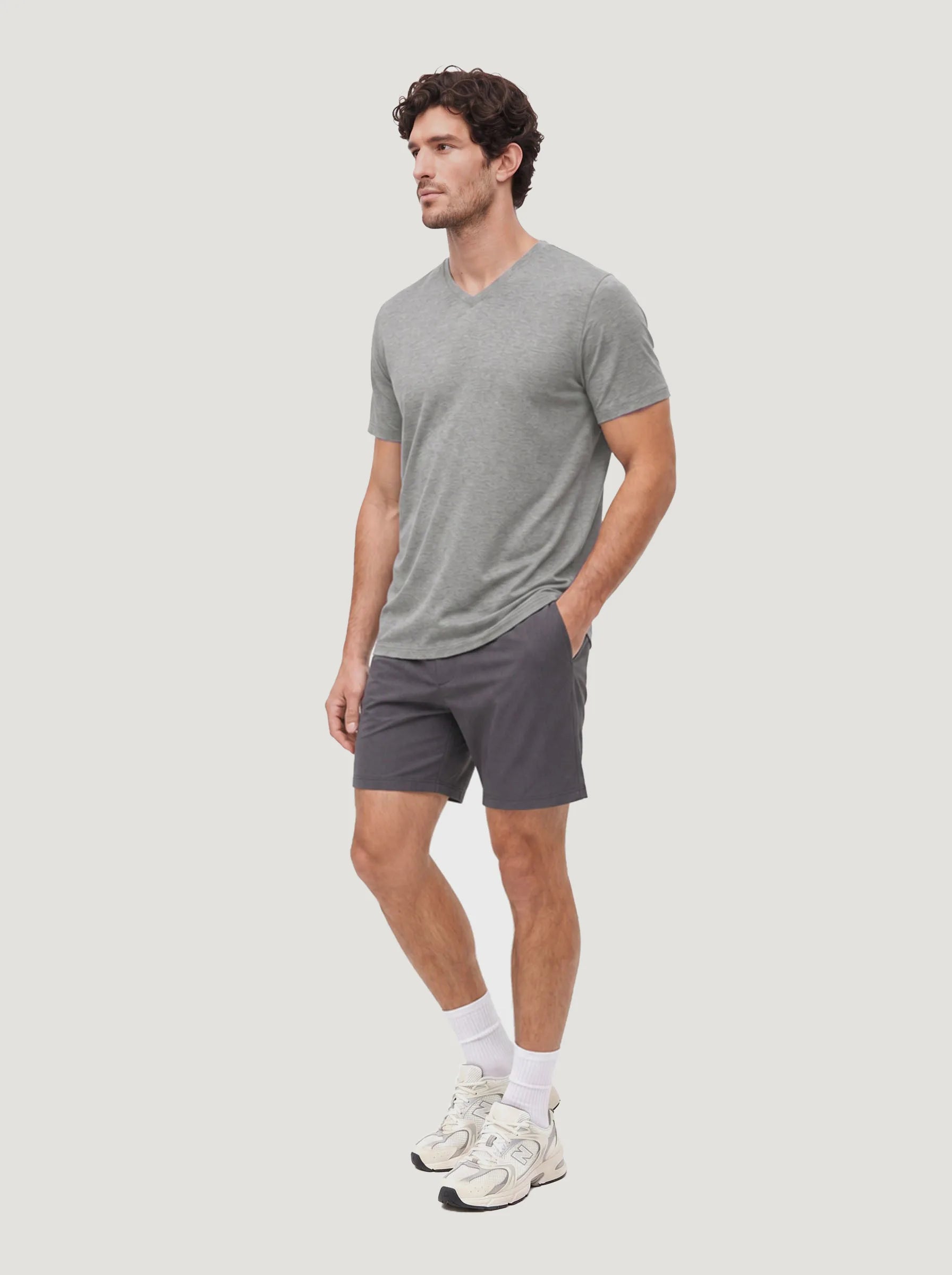 Camiseta de cuello de pico AirPace™ Performance