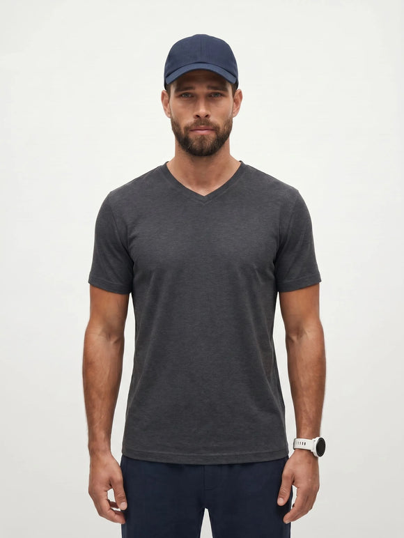 BVM TP TEE 006 CHR 03 half body front